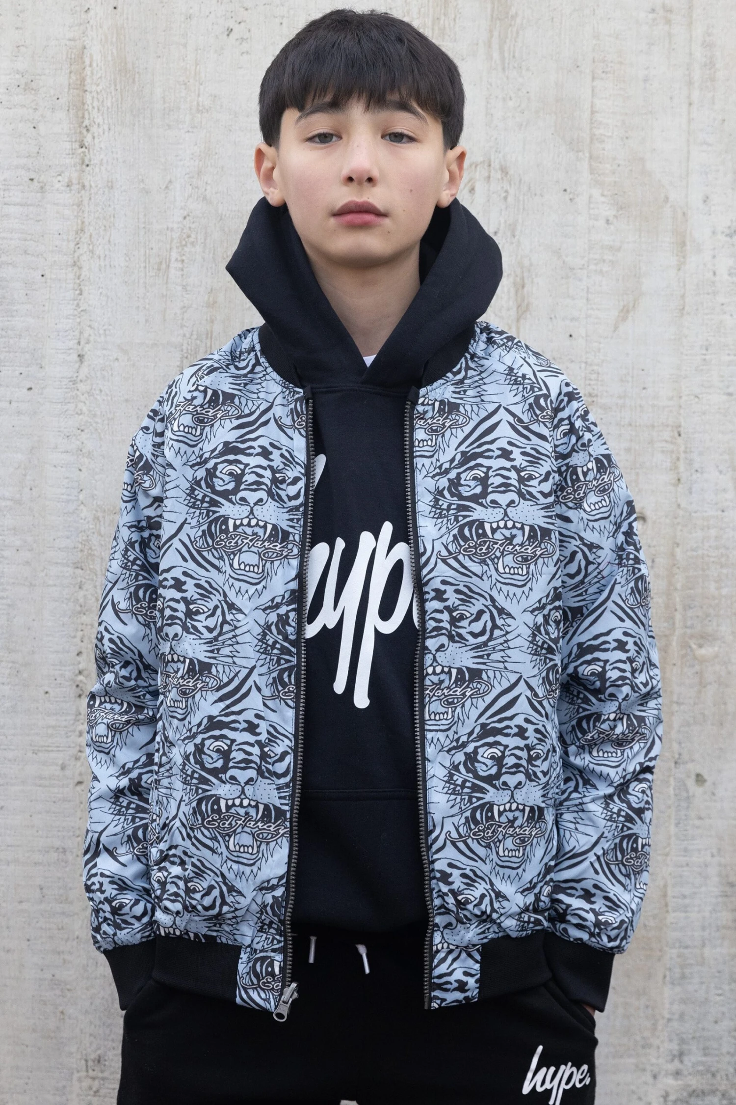 HYPE X ED HARDY BOYS BLACK REVERSIBLE ALLOVER TIGER SOUVENIR JACKET 5 HYPE X ED HARDY BOYS BLACK REVERSIBLE ALLOVER TIGER SOUVENIR JACKET - Image 3