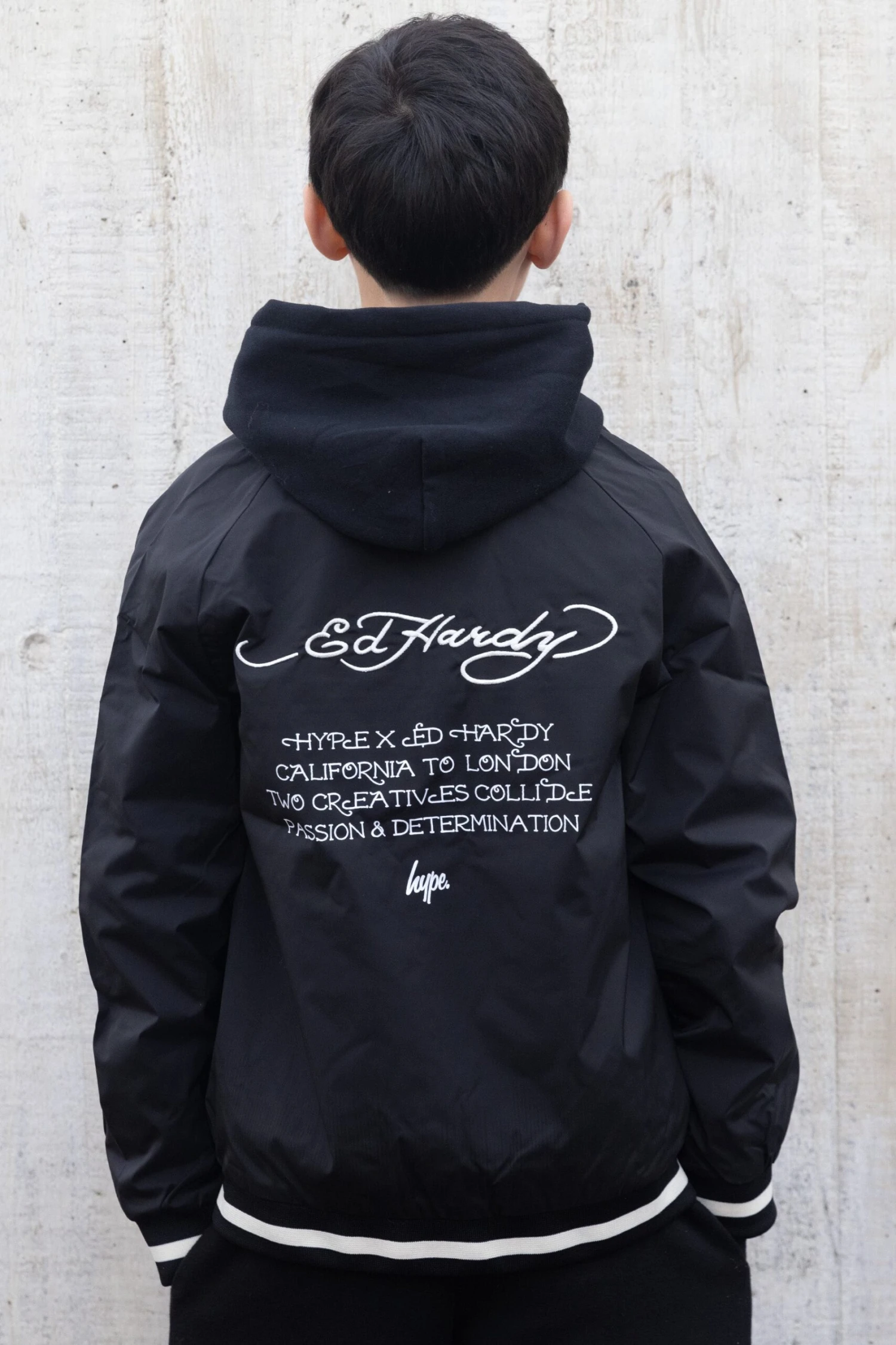 HYPE X ED HARDY BOYS BLACK REVERSIBLE ALLOVER TIGER SOUVENIR JACKET 6 HYPE X ED HARDY BOYS BLACK REVERSIBLE ALLOVER TIGER SOUVENIR JACKET - Image 4