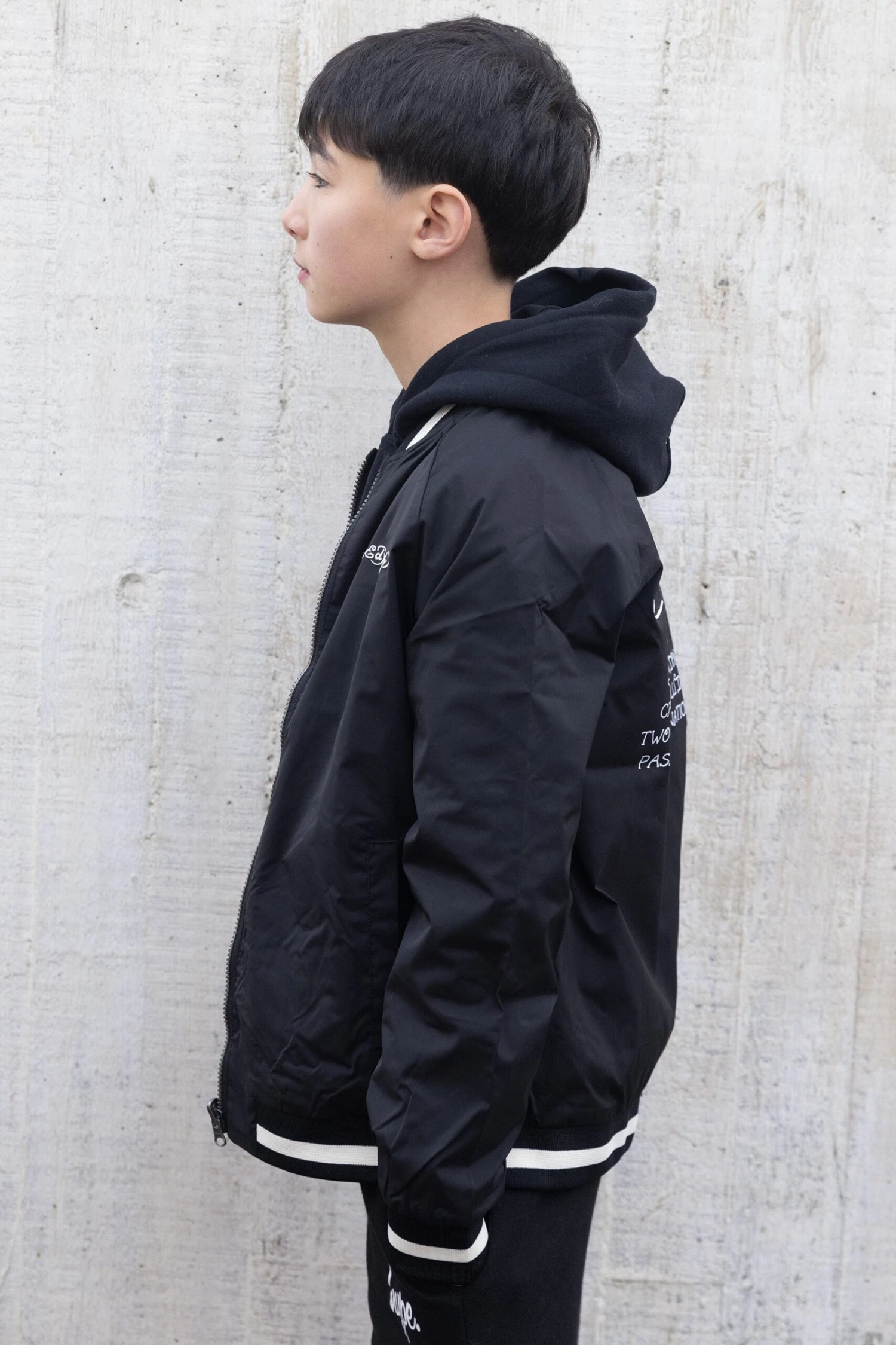 HYPE X ED HARDY BOYS BLACK REVERSIBLE ALLOVER TIGER SOUVENIR JACKET 8 HYPE X ED HARDY BOYS BLACK REVERSIBLE ALLOVER TIGER SOUVENIR JACKET - Image 6