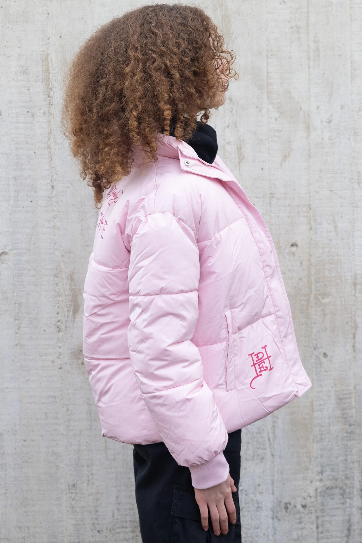 HYPE X ED HARDY GIRLS CROPPED PINK PUFFER JACKET 7 HYPE X ED HARDY GIRLS CROPPED PINK PUFFER JACKET - Image 5