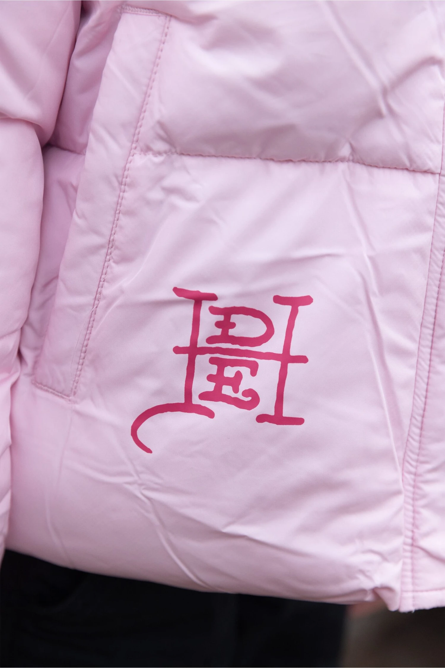 HYPE X ED HARDY GIRLS CROPPED PINK PUFFER JACKET 9 HYPE X ED HARDY GIRLS CROPPED PINK PUFFER JACKET - Image 7