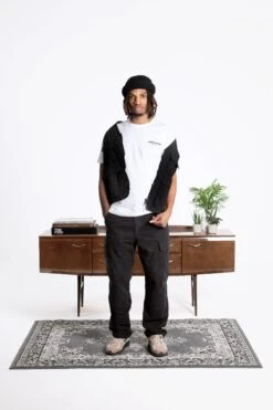 HYPE ADULTS WHITE OVAL T-SHIRT -Hype DTLR 001 3