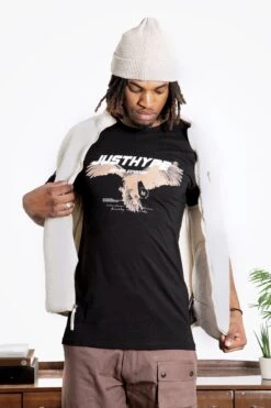 HYPE ADULTS BLACK EAGLE T-SHIRT