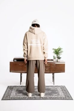 HYPE ADULTS ECRU WORLDWIDE HOODIE -Hype DTLR 016 3