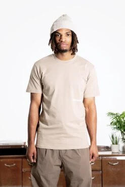 HYPE ADULTS ECRU WORLDWIDE T-SHIRT