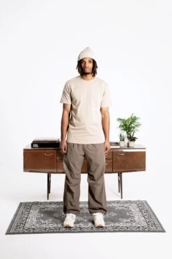 HYPE ADULTS ECRU WORLDWIDE T-SHIRT -Hype DTLR 018 2