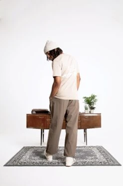 HYPE ADULTS ECRU WORLDWIDE T-SHIRT -Hype DTLR 018 3