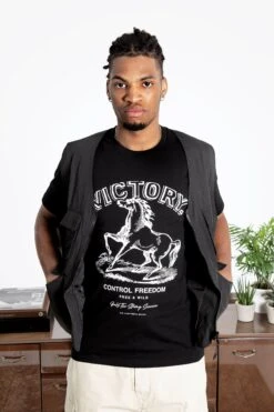 HYPE ADULTS BLACK VICTORY T-SHIRT