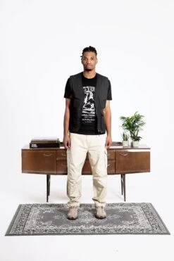 HYPE ADULTS BLACK VICTORY T-SHIRT -Hype DTLR 019 2