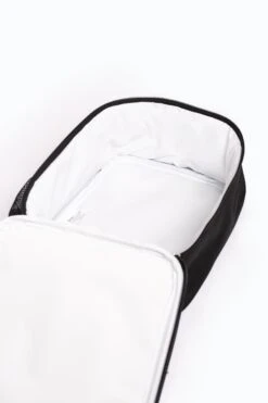 HYPE BLACK GRAFFITI HEART LUNCH BOX -Hype LUNCH BOX INSIDE 2 79618f78 df3b 44f3 9291 0feeb6416895