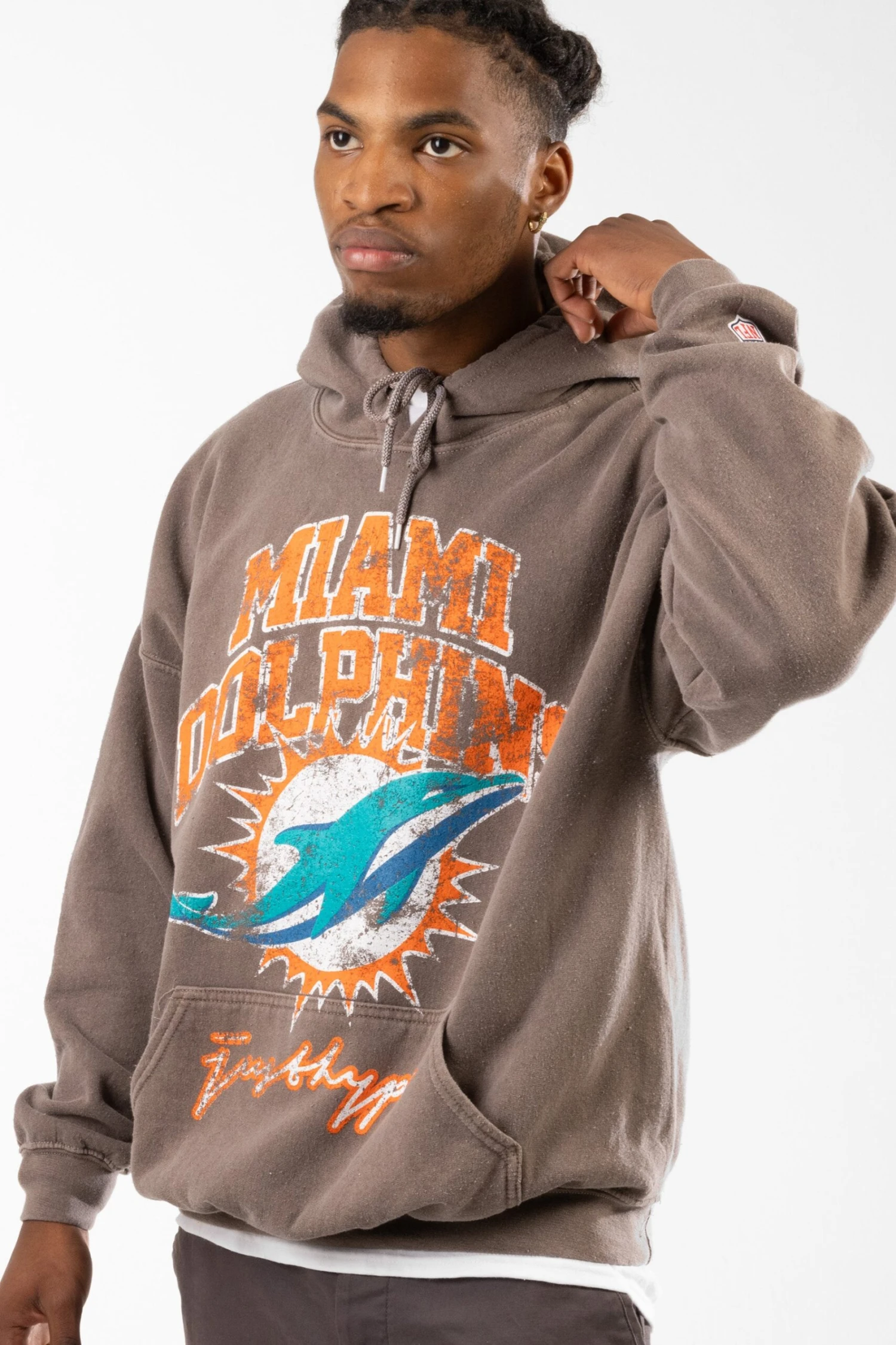 NFL X HYPE ADULTS BROWN MIAMI DOLPHINS HOODIE 12 NFL X HYPE ADULTS BROWN MIAMI DOLPHINS HOODIE - Image 10