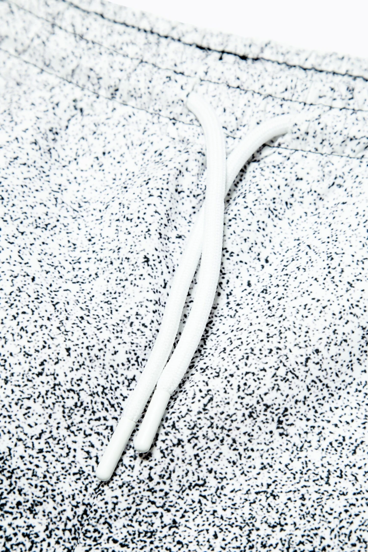 HYPE BOYS MULTI BLACK SPECKLE FADE SWIM SHORTS 6 HYPE BOYS MULTI BLACK SPECKLE FADE SWIM SHORTS - Image 4