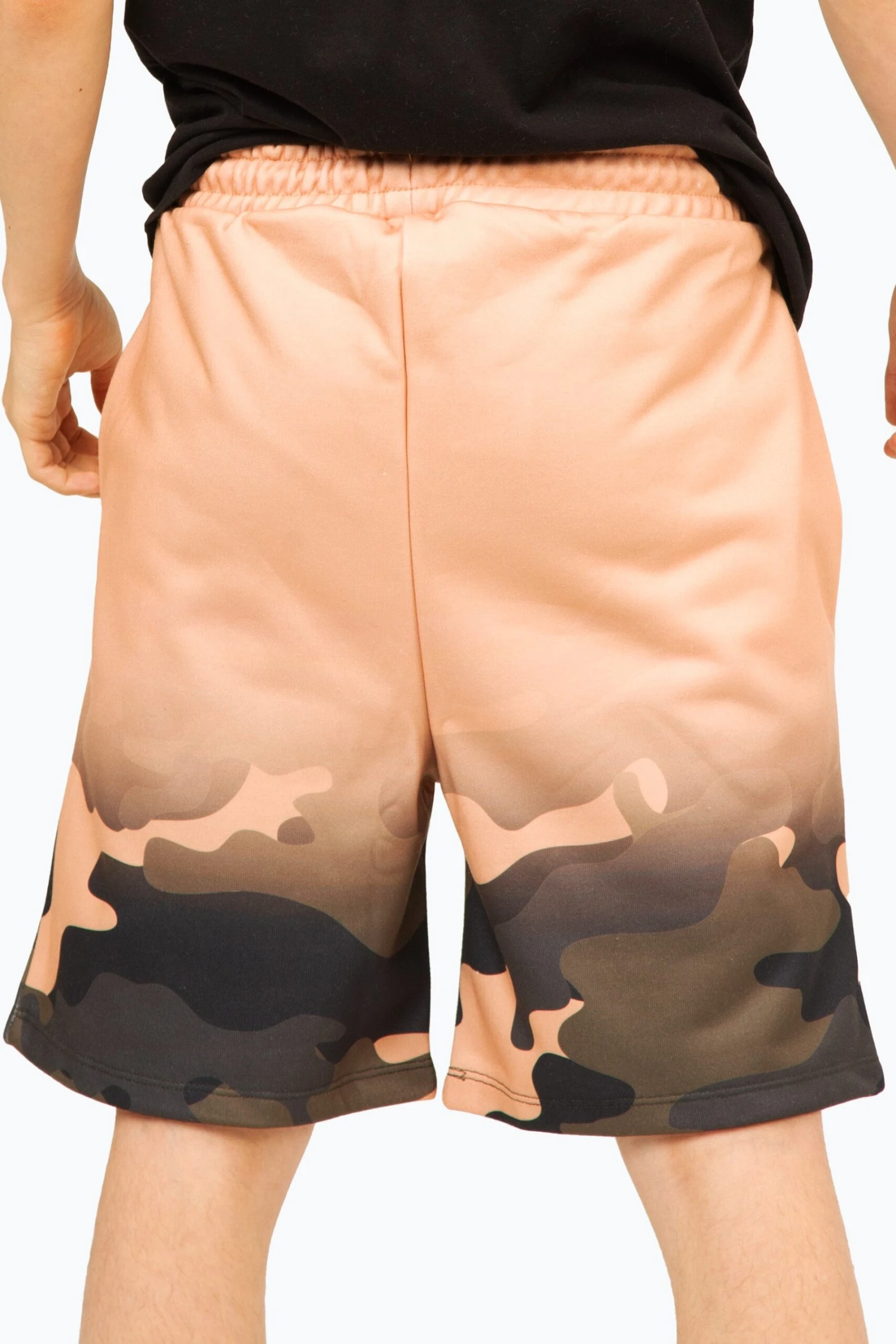 HYPE BOYS BEIGE SAND CAMO SCRIPT SHORTS 4 HYPE BOYS BEIGE SAND CAMO SCRIPT SHORTS - Image 2
