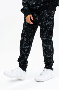 HYPE BOYS BLACK SPLATTER SCRIPT HOODIE & JOGGERS 12 HYPE BOYS BLACK SPLATTER SCRIPT HOODIE & JOGGERS -Hype TWAO 954 3