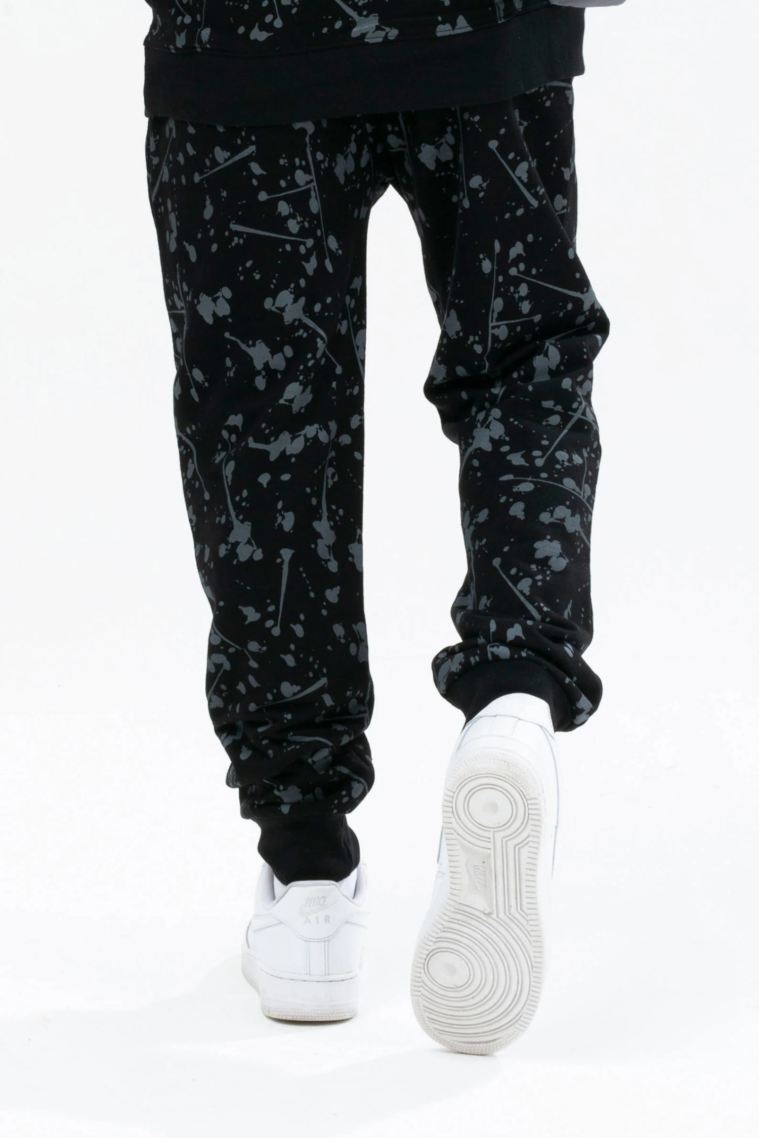 HYPE BOYS BLACK SPLATTER SCRIPT HOODIE & JOGGERS 7 HYPE BOYS BLACK SPLATTER SCRIPT HOODIE & JOGGERS - Image 5