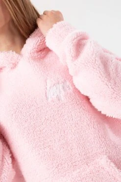HYPE GIRLS PINK SHERPA SCRIPT HOODIE -Hype YVLR 552DETAIL
