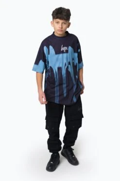 HYPE BOYS MULTI BLUE BLUR PAINT SMALL SCRIPT T-SHIRT -Hype ZTBS 001 1 8e5e72ec 29d9 46c5 907c 8c6aa28ba9e6