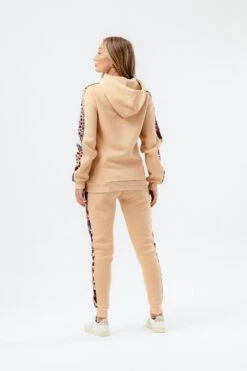 HYPE WOMENS HAZELNUT ANIMAL PRINT LABEL HOODIE 13 HYPE WOMENS HAZELNUT ANIMAL PRINT LABEL HOODIE -Hype ZVLR 559 BACK