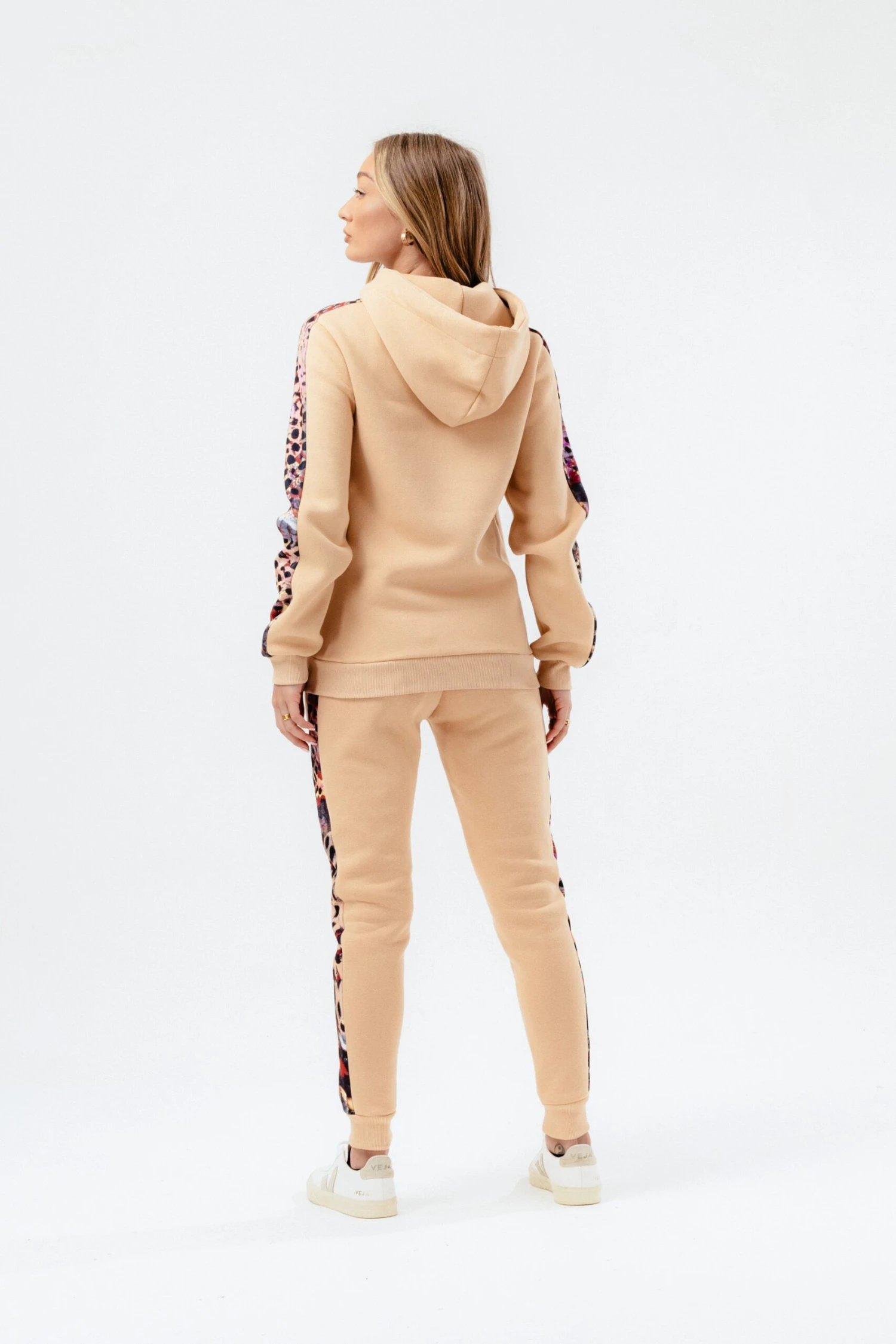 HYPE WOMENS HAZELNUT ANIMAL PRINT LABEL HOODIE 5 HYPE WOMENS HAZELNUT ANIMAL PRINT LABEL HOODIE - Image 3