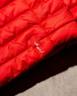 HYPE RED MEN'S PUFFER JACKET -Hype red coat detail 1